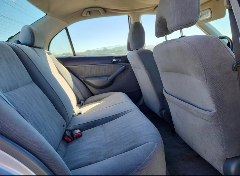 2003 Honda Civic 7th Gen - Image 3 of 4