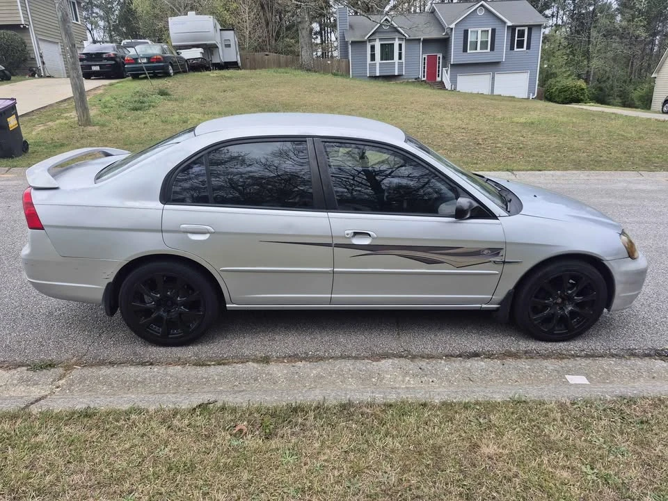 2003 Honda Civic 7th Gen - Image 2 of 8