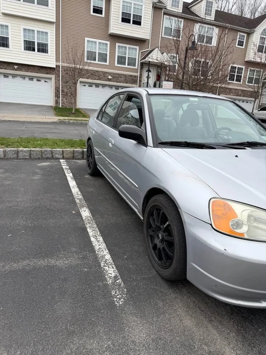 2003 Honda Civic 7th Gen - Image 8 of 9