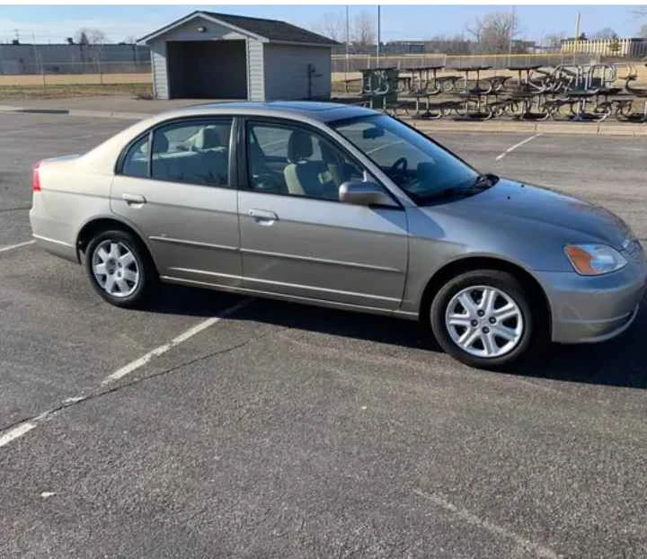 2003 Honda Civic 7th Gen - Image 4 of 7