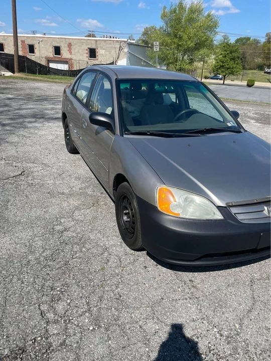 2003 Honda Civic 7th Gen - Image 3 of 11