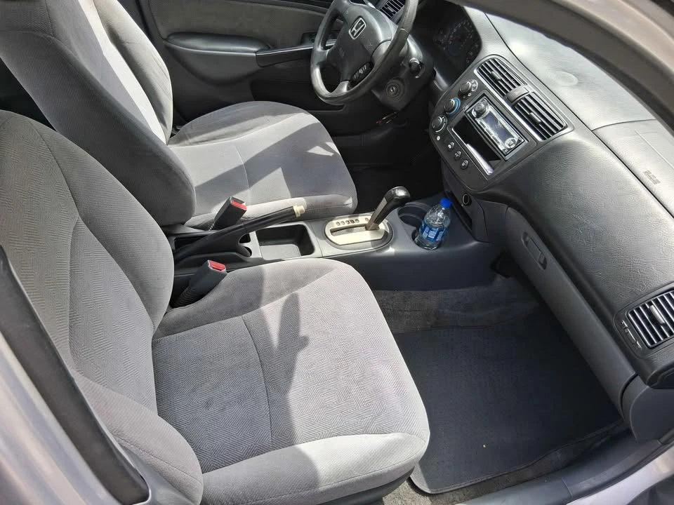 2003 Honda Civic 7th Gen - Image 9 of 16
