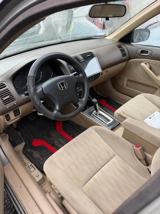 2003 Honda Civic 7th Gen - Image 3 of 10