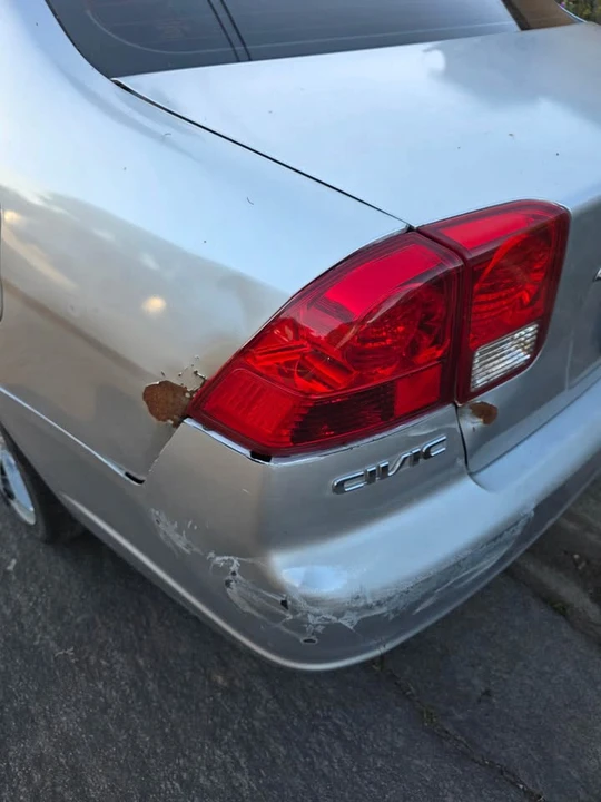 2003 Honda Civic 7th Gen - Image 8 of 8