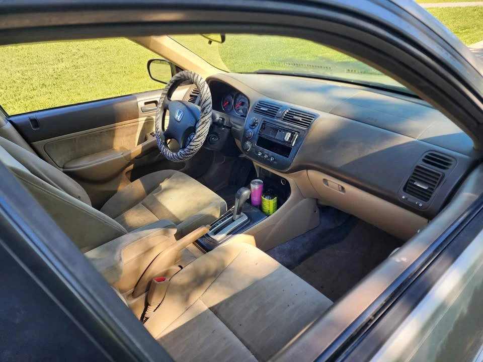 2003 Honda Civic 7th Gen - Image 5 of 8