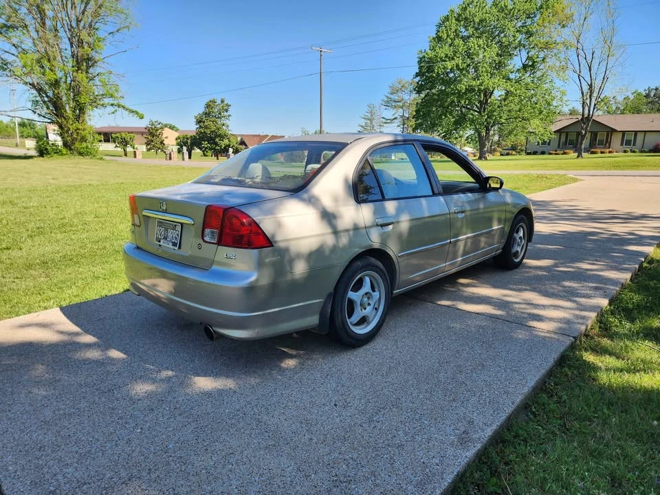 2003 Honda Civic 7th Gen - Image 3 of 8