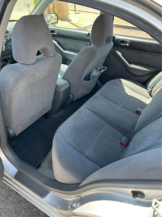 2003 Honda Civic 7th Gen - Image 5 of 12