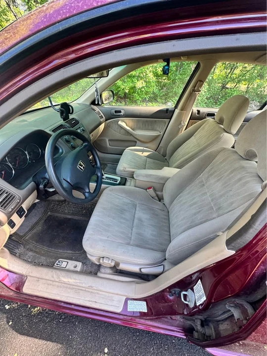 2003 Honda Civic 7th Gen - Image 9 of 11