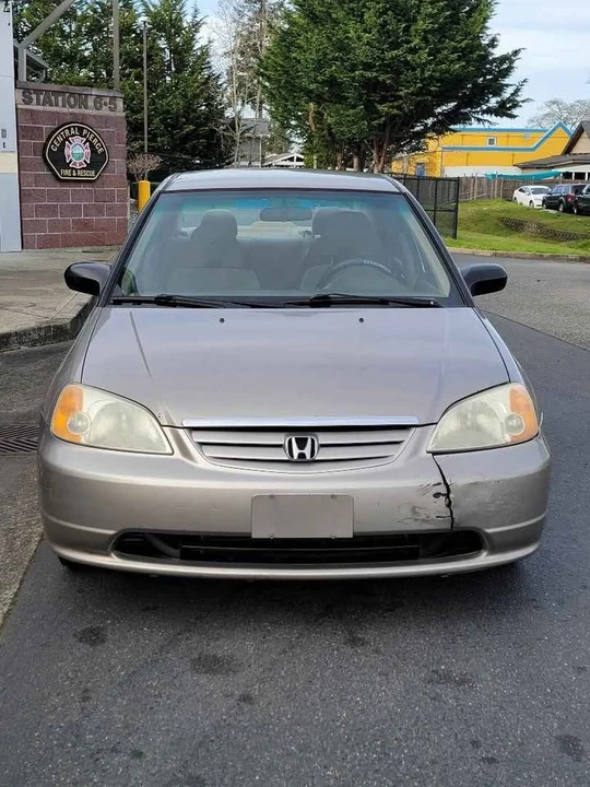 2003 Honda Civic 7th Gen - Image 3 of 13