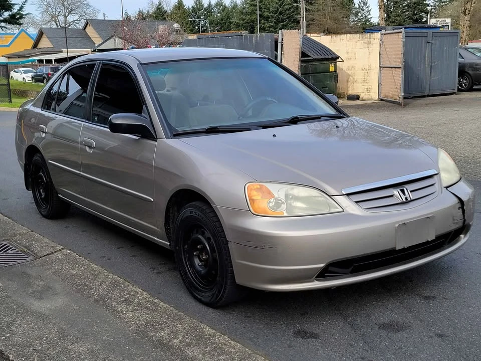 2003 Honda Civic 7th Gen - Image 3 of 13