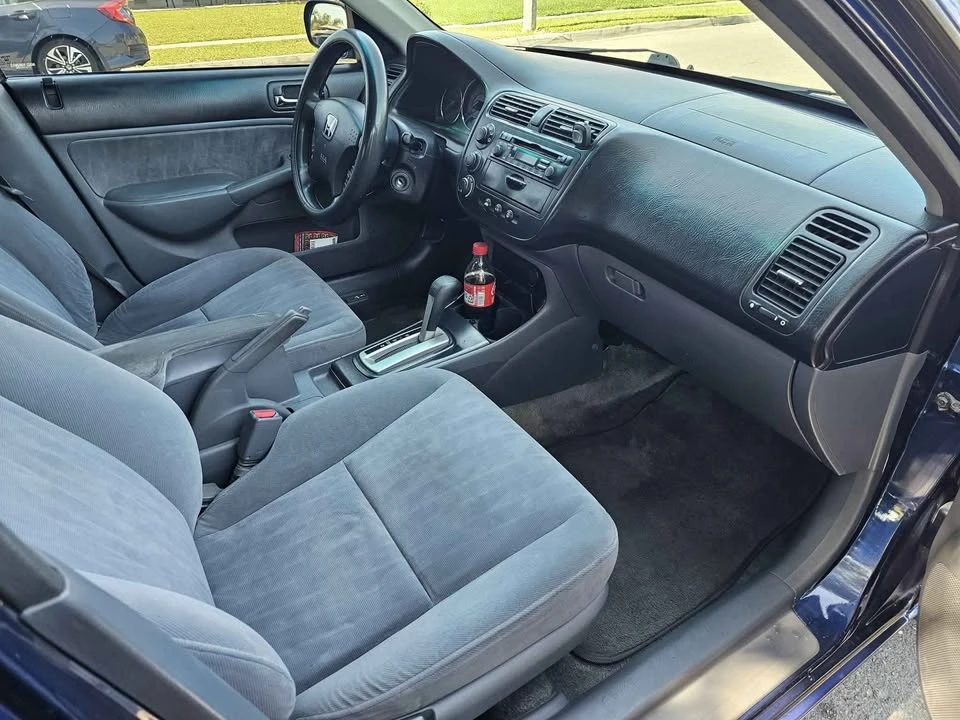 2003 Honda Civic 7th Gen - Image 8 of 17