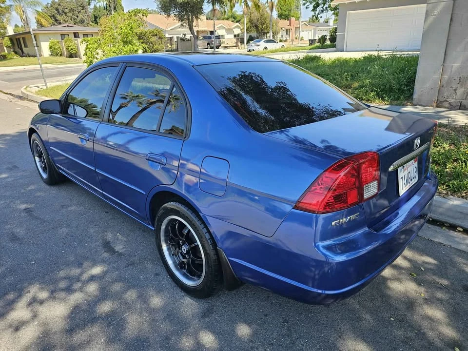 2003 Honda Civic 7th Gen - Image 3 of 17