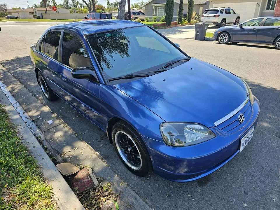 2003 Honda Civic 7th Gen - Image 2 of 17