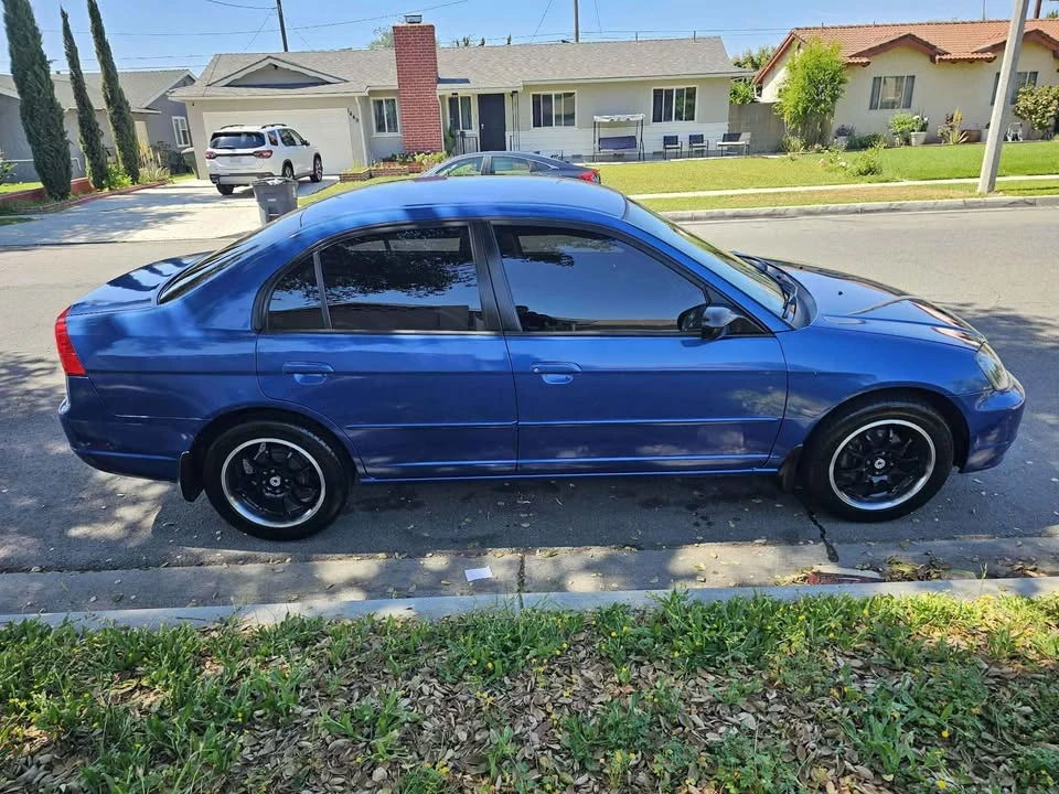 2003 Honda Civic 7th Gen - Image 12 of 17