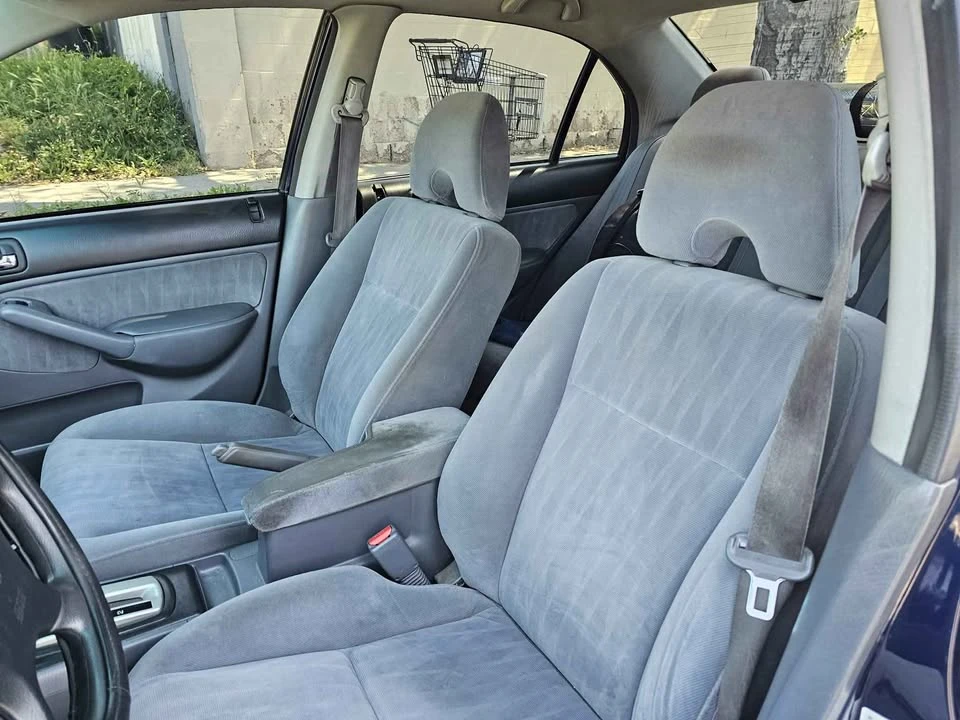 2003 Honda Civic 7th Gen - Image 7 of 17