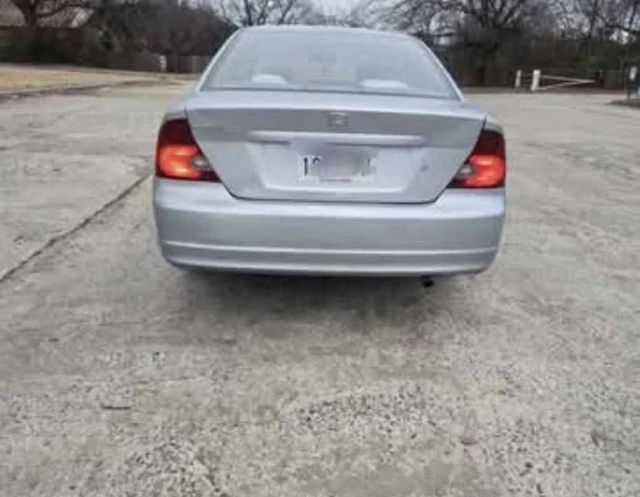 2003 Honda Civic 7th Gen - Image 4 of 8