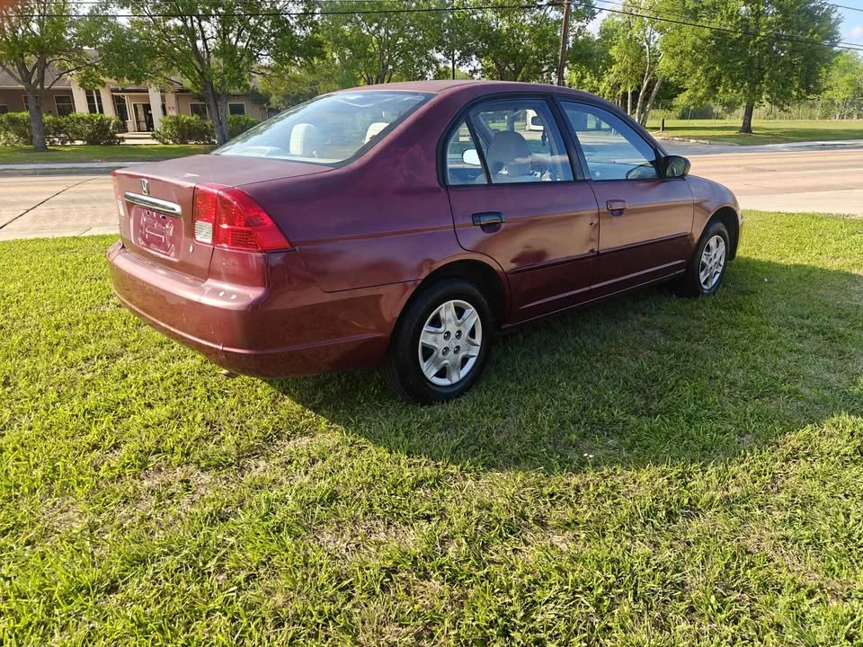 2003 Honda Civic 7th Gen - Image 7 of 15