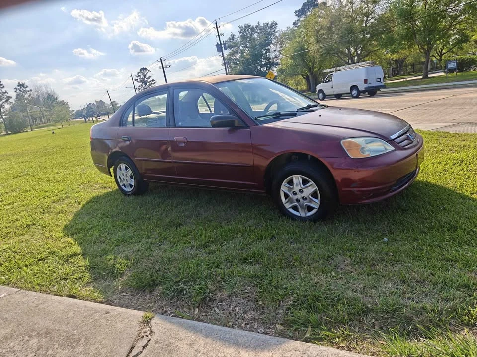 2003 Honda Civic 7th Gen - Image 2 of 15