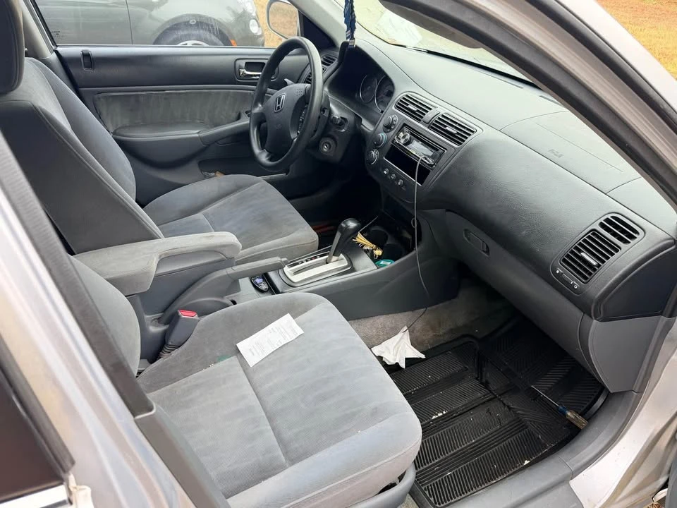 2003 Honda Civic 7th Gen - Image 4 of 7