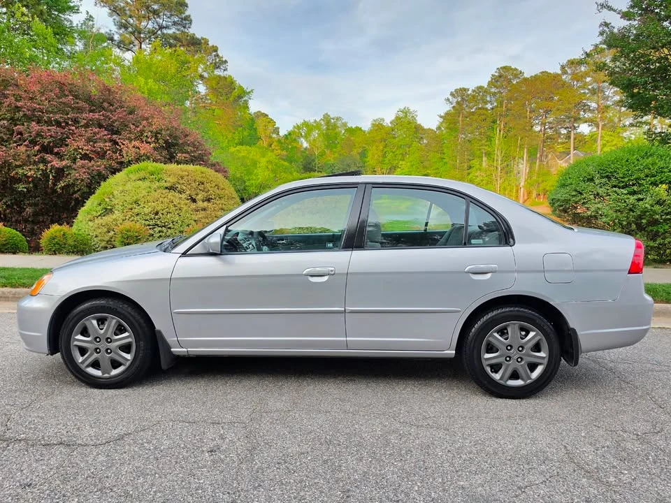 2003 Honda Civic 7th Gen - Image 3 of 20