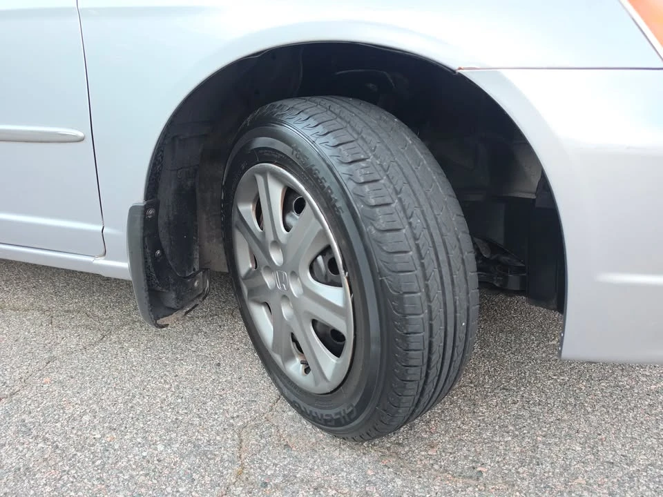 2003 Honda Civic 7th Gen - Image 18 of 20
