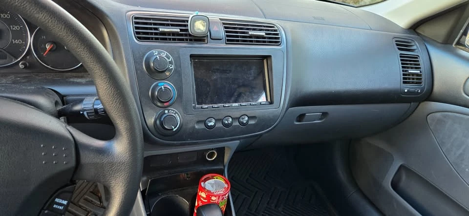 2003 Honda Civic 7th Gen - Image 10 of 13
