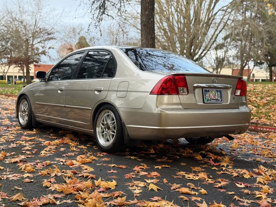 2003 Honda Civic 7th Gen - Image 9 of 19