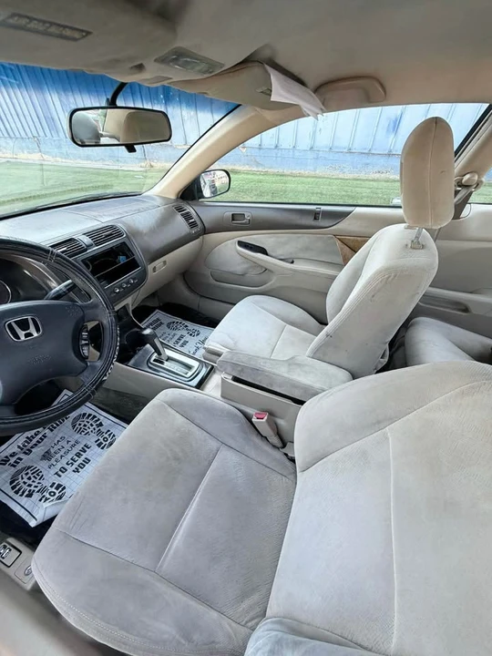 2003 Honda Civic 7th Gen - Image 4 of 9