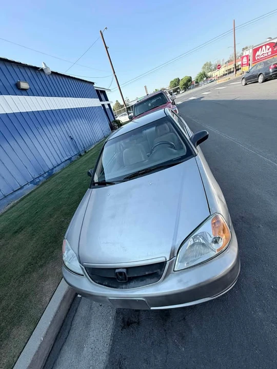 2003 Honda Civic 7th Gen - Image 6 of 9