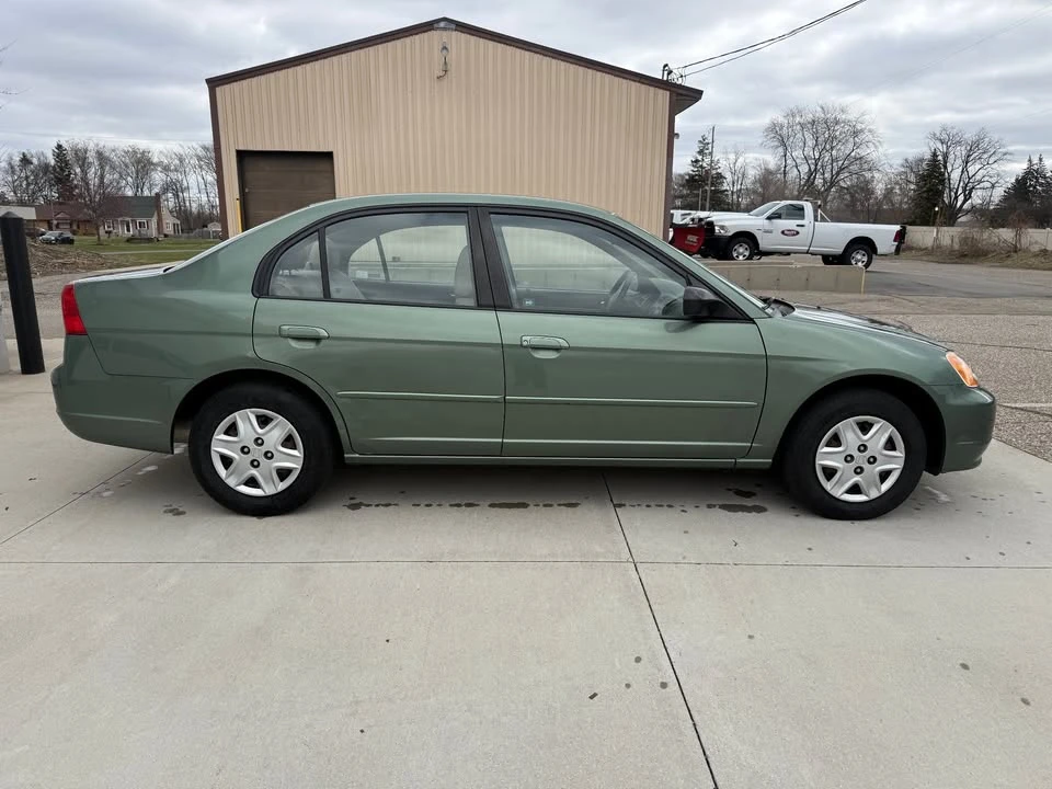 2003 Honda Civic 7th Gen - Image 6 of 17