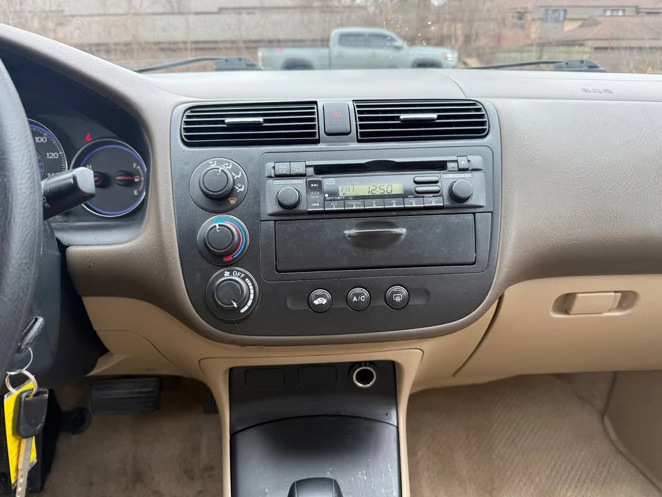 2003 Honda Civic 7th Gen - Image 12 of 17