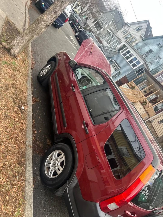 2003 Honda CR - Image 2 of 2