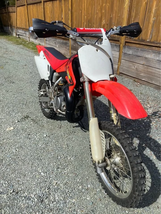2003 Honda CR - Image 3 of 6