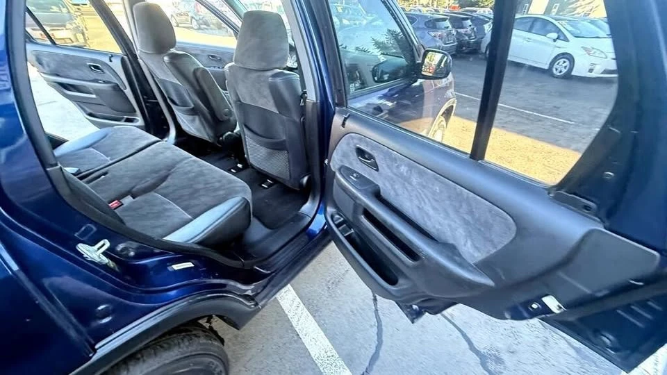 2003 Honda CR-V 2nd Gen - Image 19 of 20