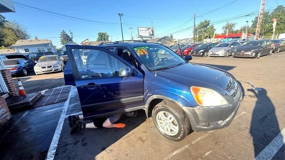 2003 Honda CR-V 2nd Gen - Image 12 of 20