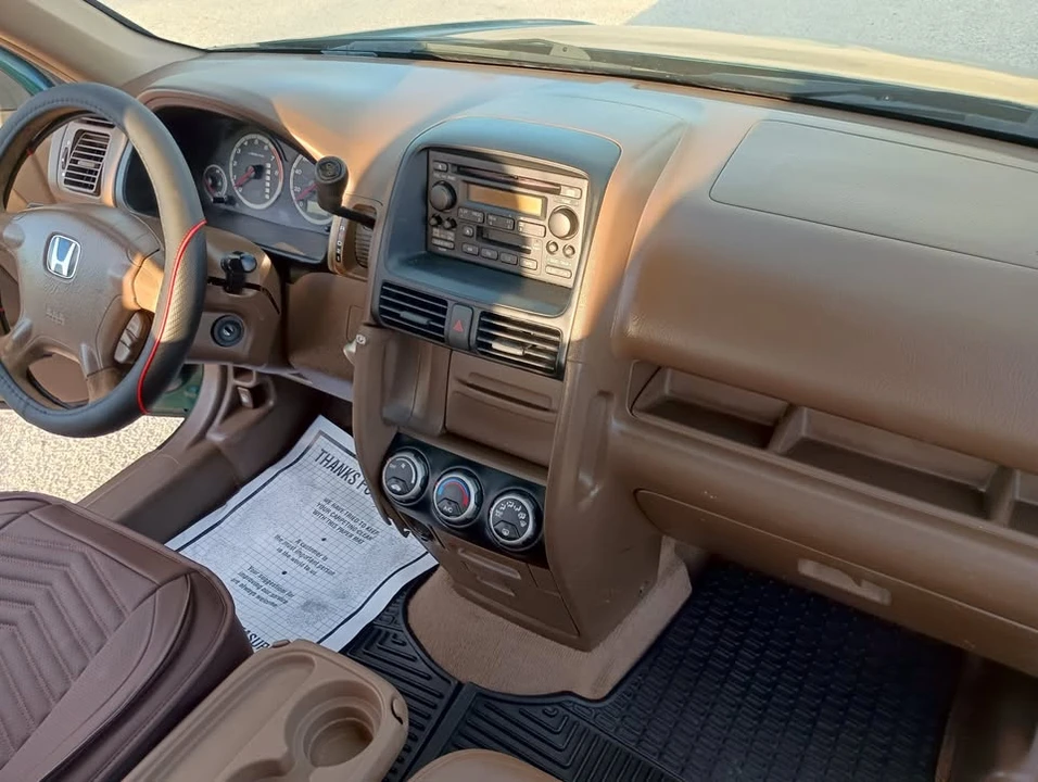 2003 Honda CR-V 2nd Gen - Image 12 of 16