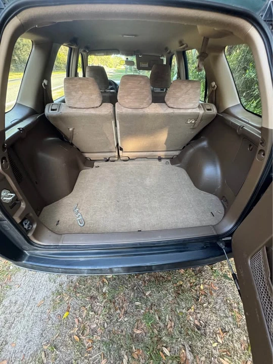 2003 Honda CR-V 2nd Gen - Image 7 of 11