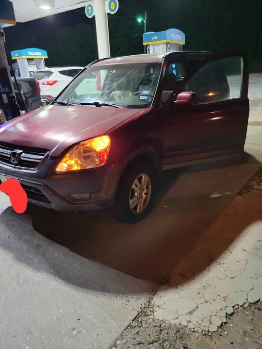 2003 Honda CR-V 2nd Gen - Image 2 of 6
