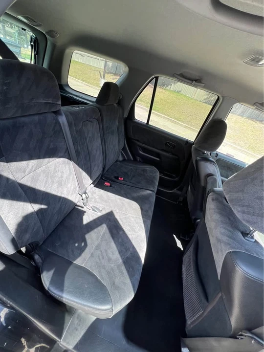 2003 Honda CR-V 2nd Gen - Image 12 of 13