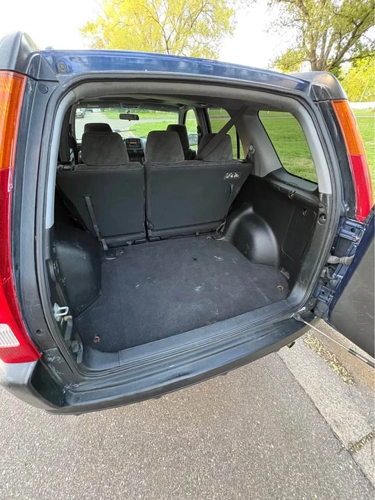2003 Honda CR-V 2nd Gen - Image 10 of 17