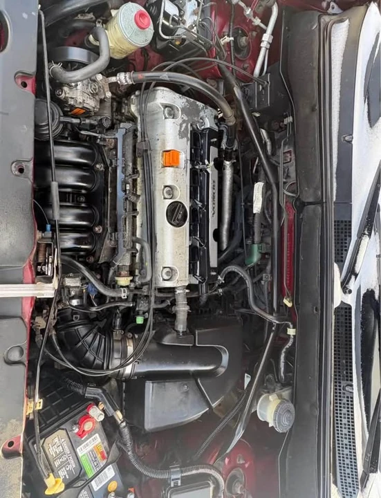 2003 Honda CR-V 2nd Gen - Image 2 of 7