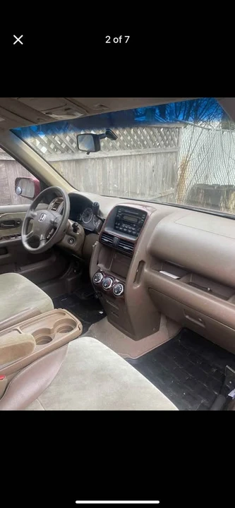 2003 Honda CR-V 2nd Gen - Image 3 of 7