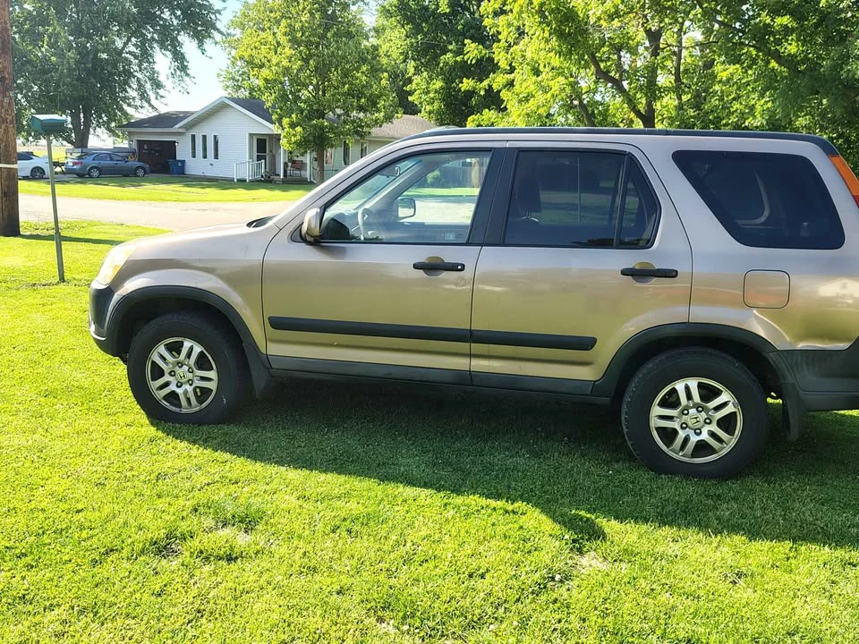 2003 Honda CR-V 2nd Gen - Image 8 of 11