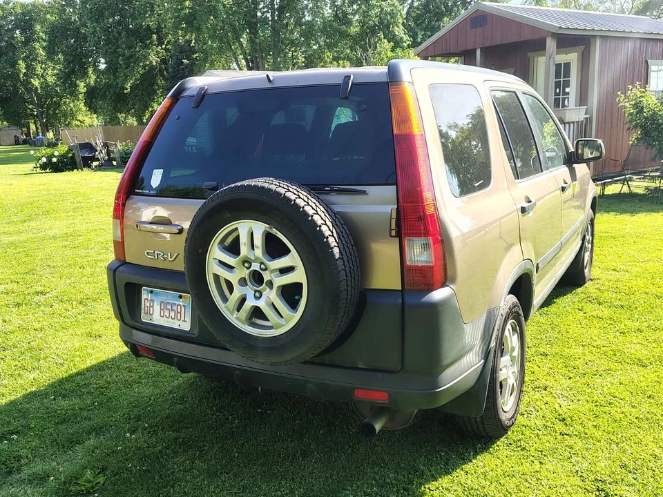 2003 Honda CR-V 2nd Gen - Image 5 of 11