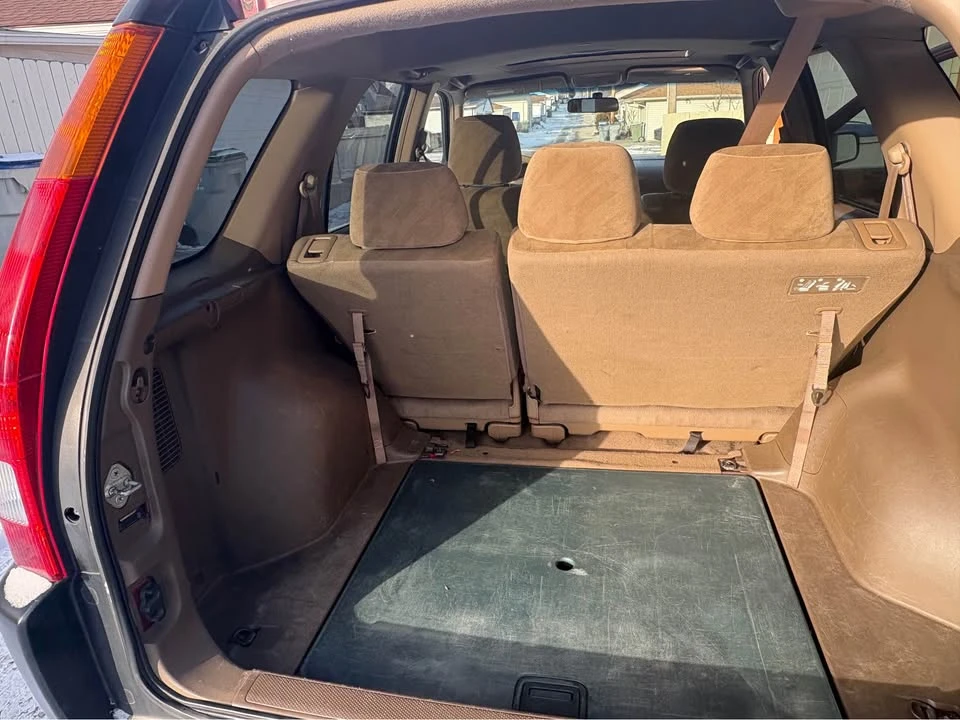 2003 Honda CR-V 2nd Gen - Image 8 of 9