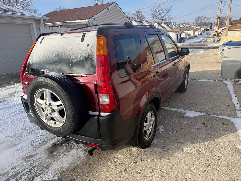 2003 Honda CR-V 2nd Gen - Image 3 of 9