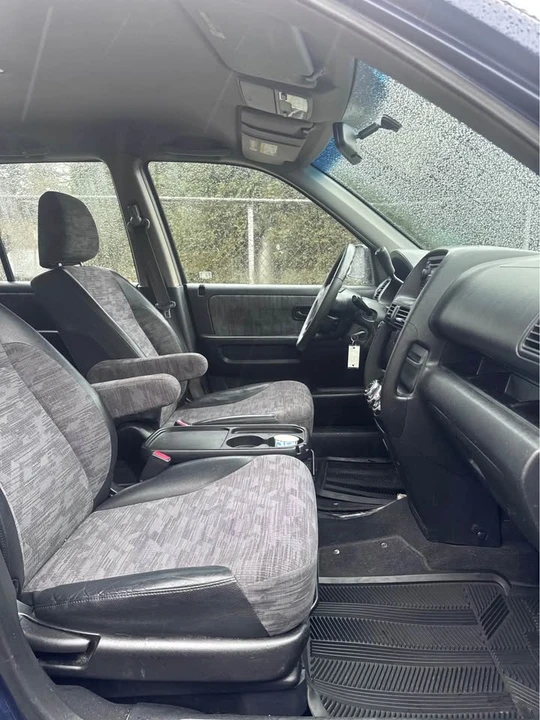 2003 Honda CR-V 2nd Gen - Image 13 of 15