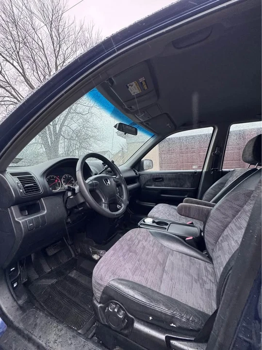 2003 Honda CR-V 2nd Gen - Image 8 of 15