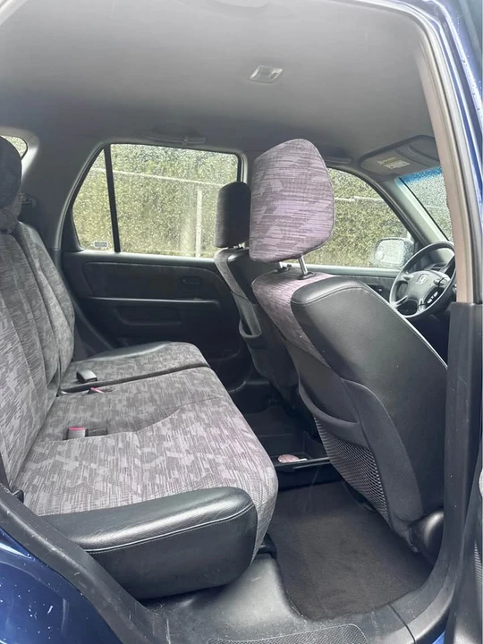 2003 Honda CR-V 2nd Gen - Image 12 of 15
