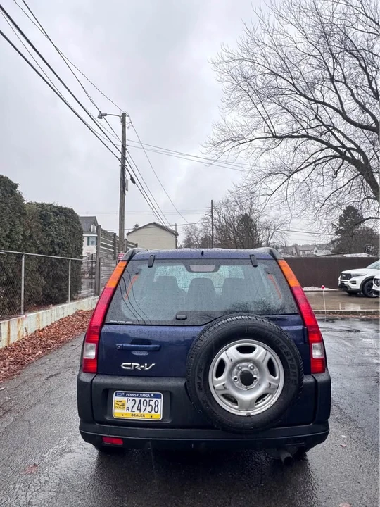 2003 Honda CR-V 2nd Gen - Image 6 of 15
